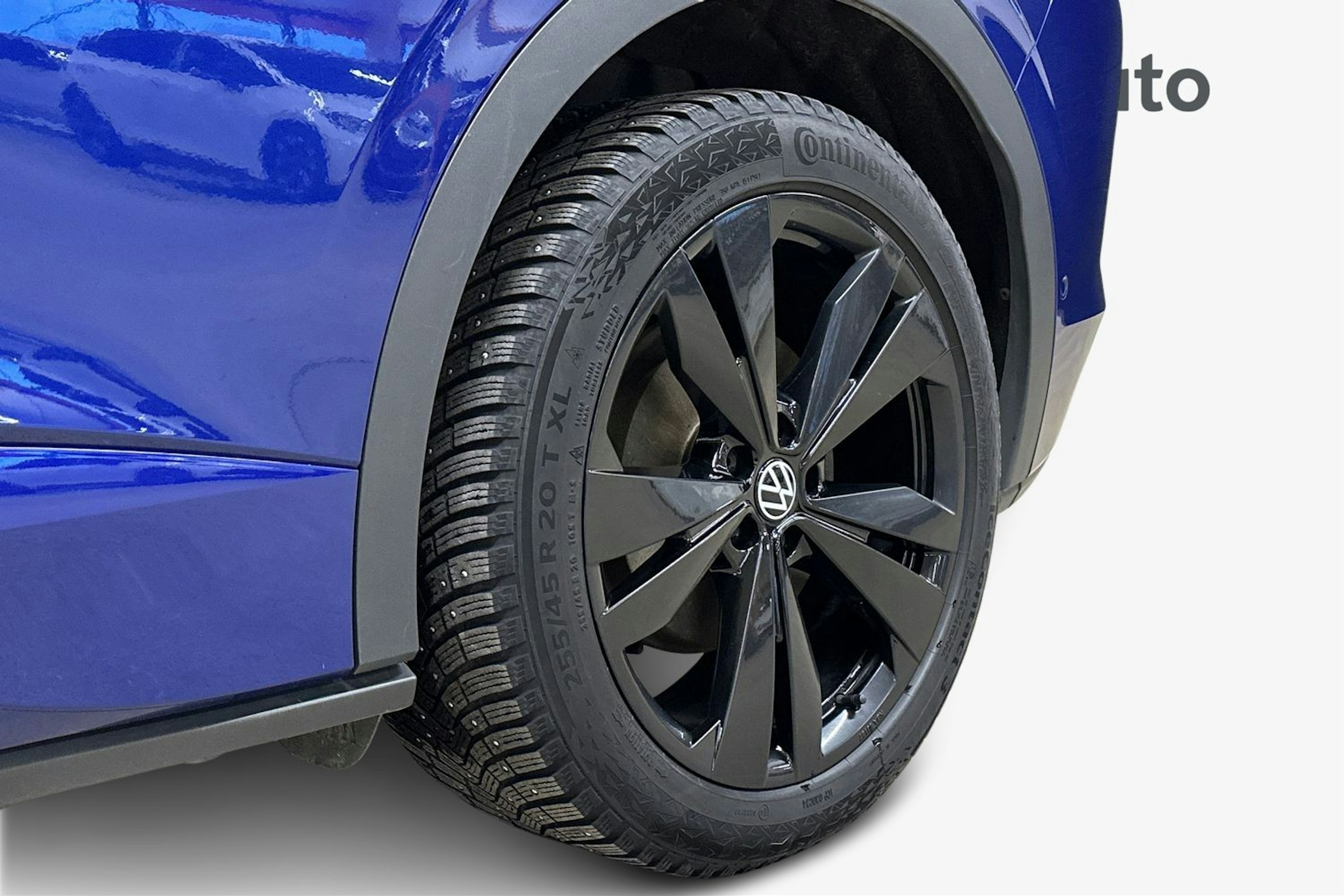 sininen Volkswagen ID.5 2022 kuva 11.