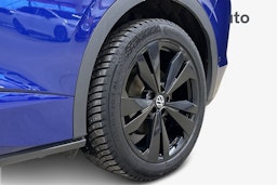 sininen Volkswagen ID.5 2022 kuva 11.