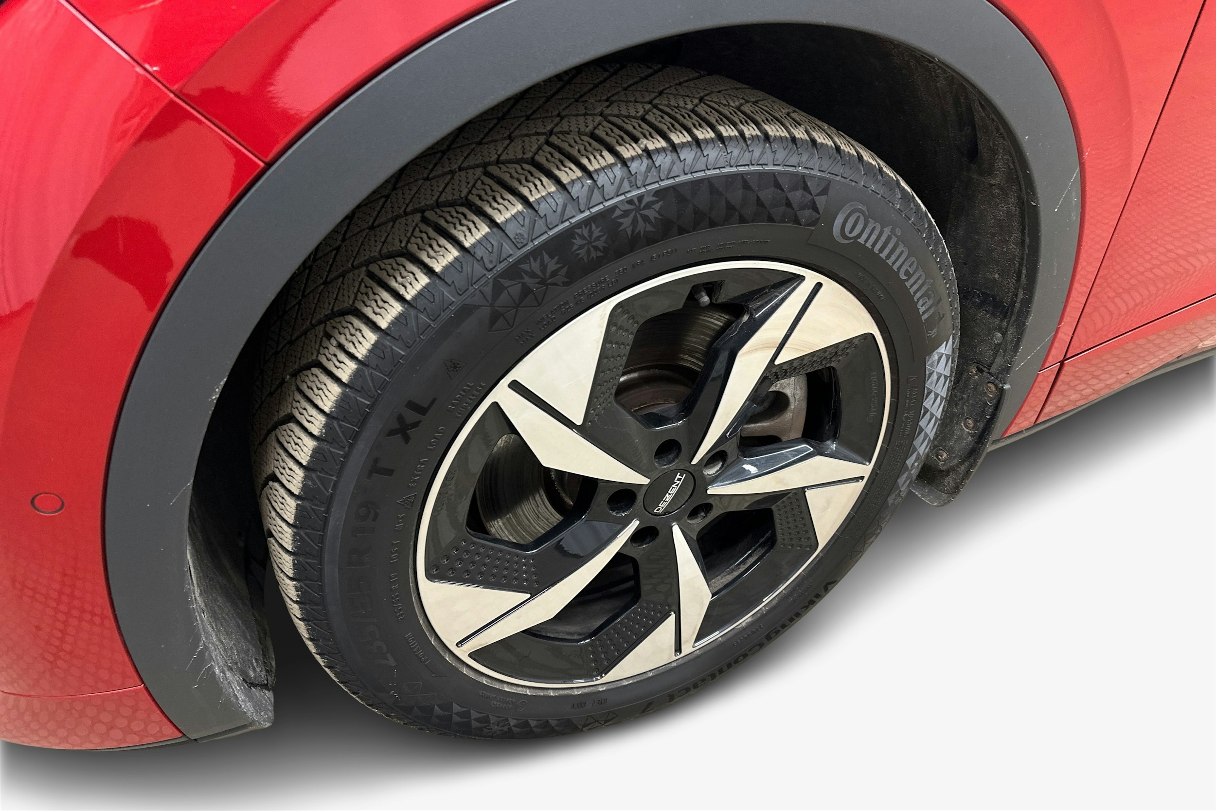 punainen Volkswagen ID.5 2022 kuva 11.