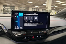 punainen Volkswagen ID.5 2022 kuva 21.