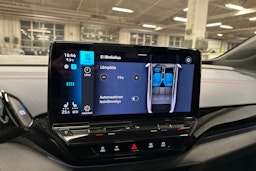 punainen Volkswagen ID.5 2022 kuva 22.