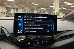 punainen Volkswagen ID.5 2022 kuva 24.