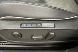 punainen Volkswagen ID.5 2022 kuva 27.