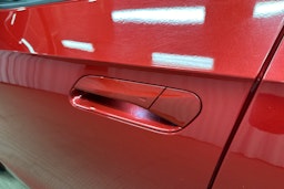 punainen Volkswagen ID.5 2022 kuva 31.