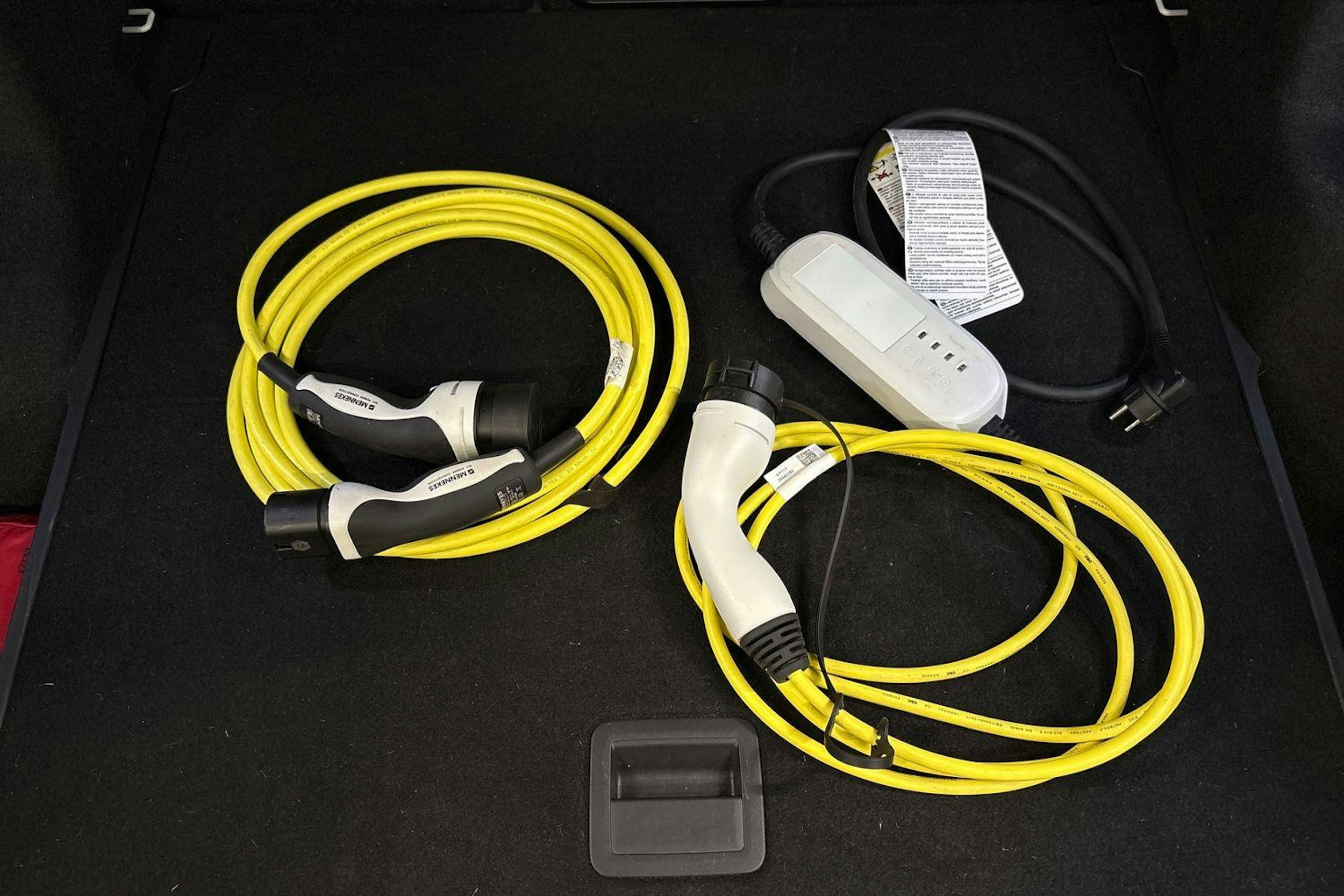 valkoinen Volkswagen ID.5 2022 kuva 15.