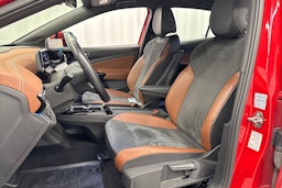 punainen Volkswagen ID.5 2023 kuva 15.