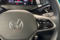 musta Volkswagen ID.5 2022 kuva 18.