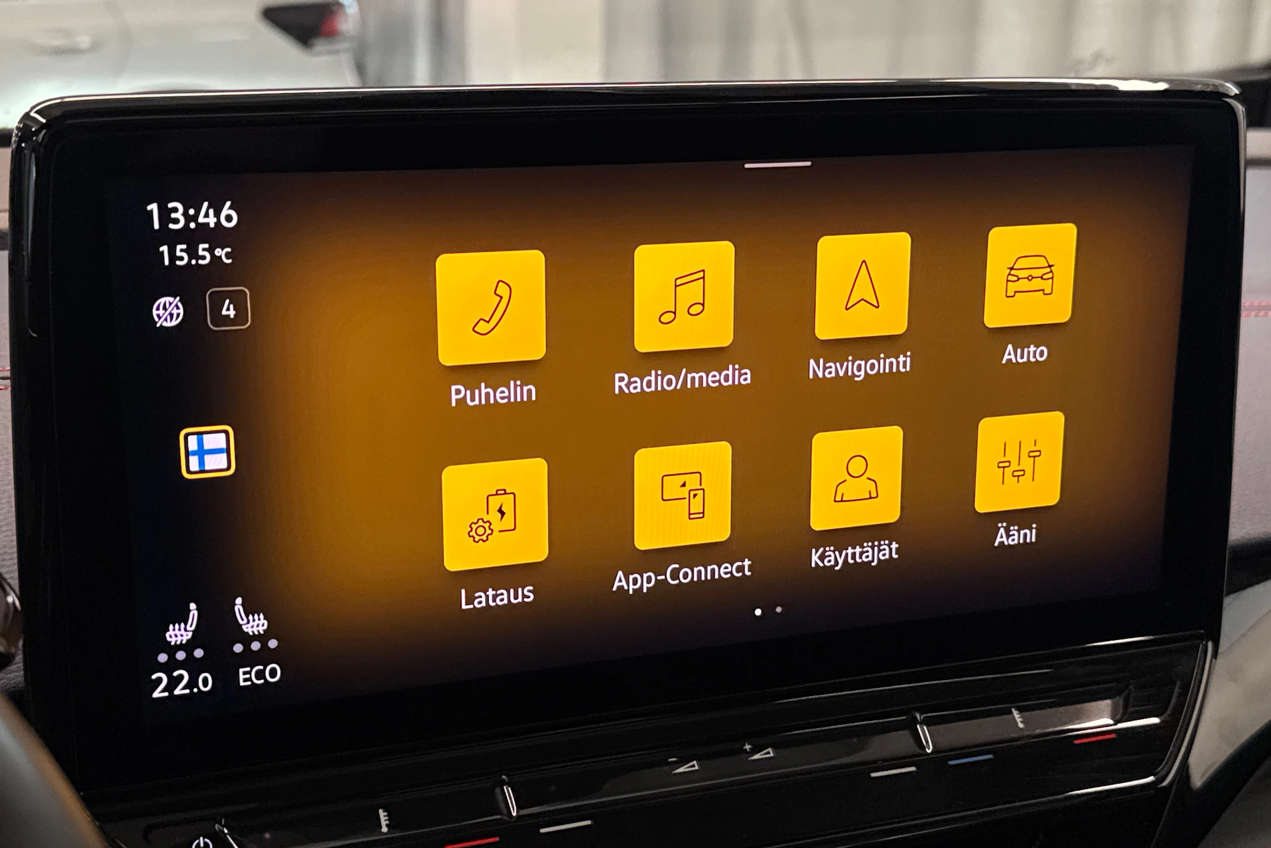 musta Volkswagen ID.5 2022 kuva 21.