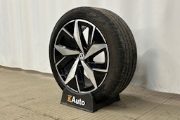 musta Volkswagen ID.5 2022 kuva 13.