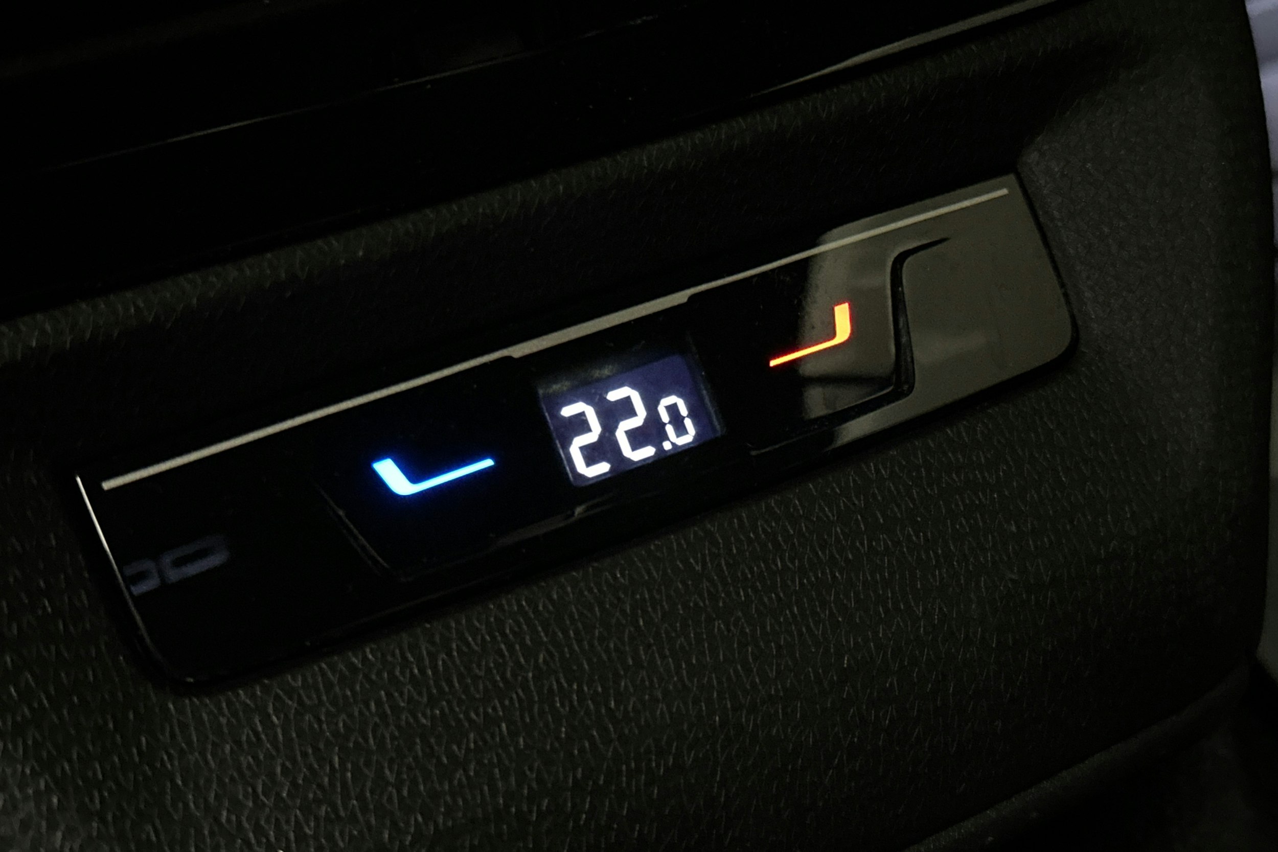 musta Volkswagen ID.5 2022 kuva 16.