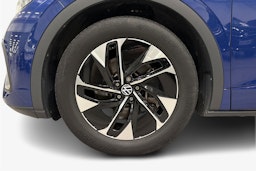 sininen Volkswagen ID.5 2022 kuva 11.