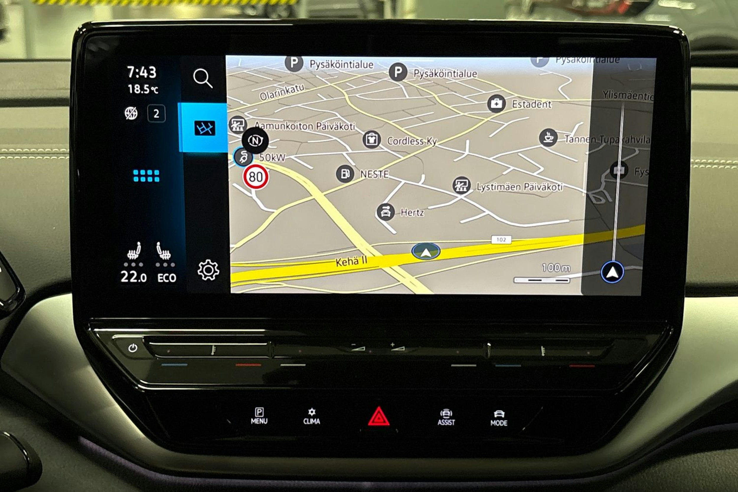 sininen Volkswagen ID.5 2022 kuva 15.