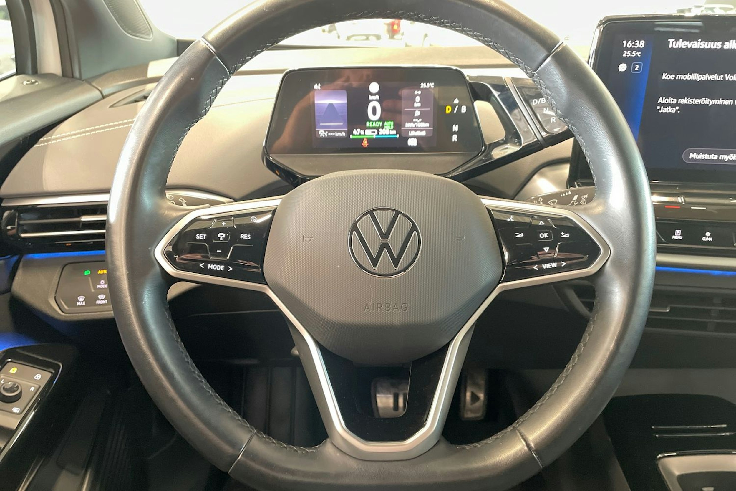 valkoinen Volkswagen ID.5 2022 kuva 15.