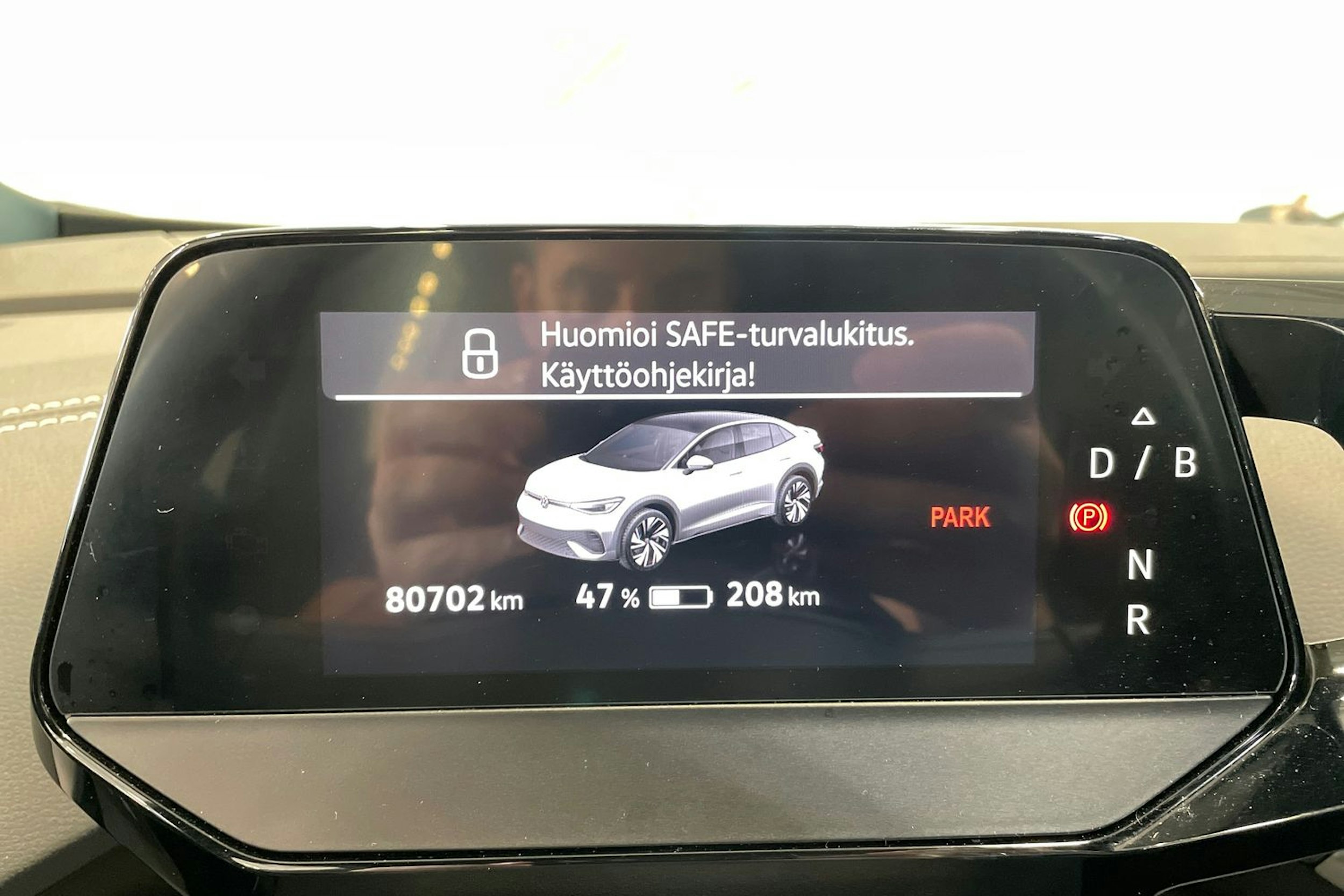 valkoinen Volkswagen ID.5 2022 kuva 19.