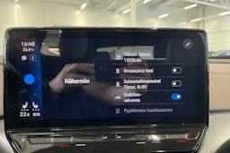 valkoinen Volkswagen ID.5 2022 kuva 21.