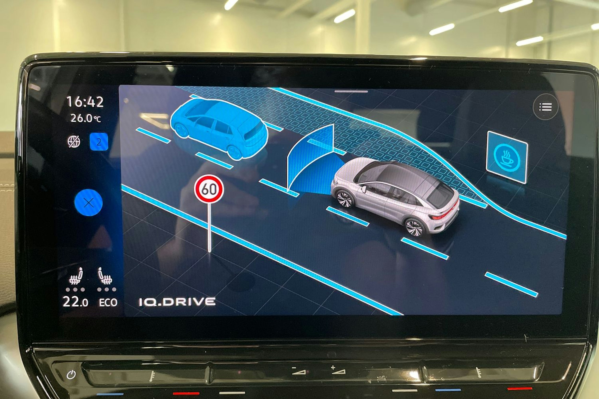 valkoinen Volkswagen ID.5 2022 kuva 31.