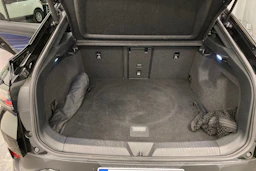 musta Volkswagen ID.5 2022 kuva 11.