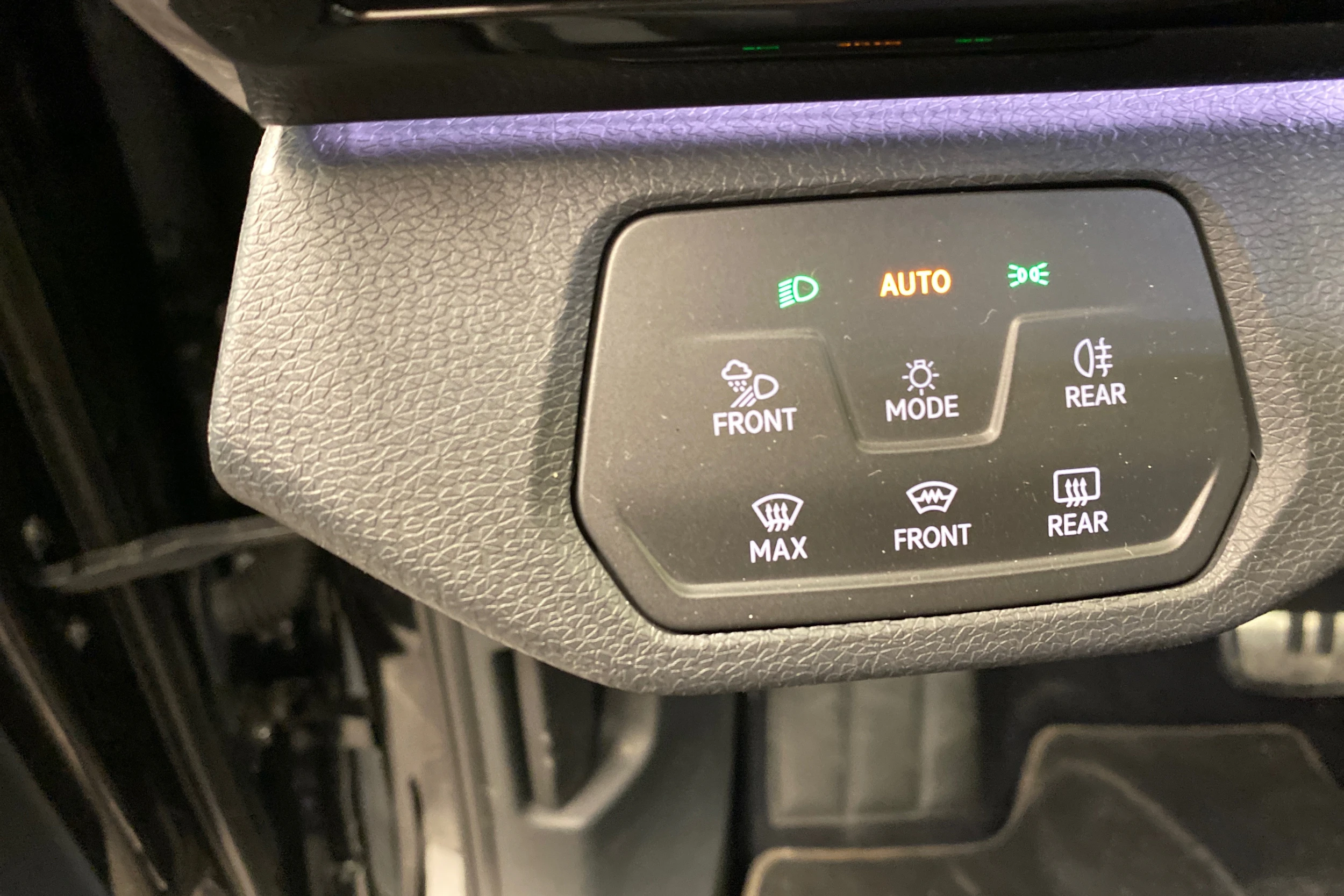 musta Volkswagen ID.5 2022 kuva 23.