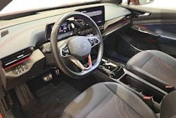 punainen Volkswagen ID.5 2022 kuva 7.