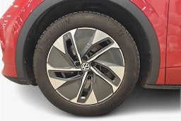 punainen Volkswagen ID.5 2022 kuva 11.