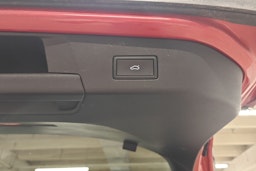 punainen Volkswagen ID.5 2022 kuva 16.