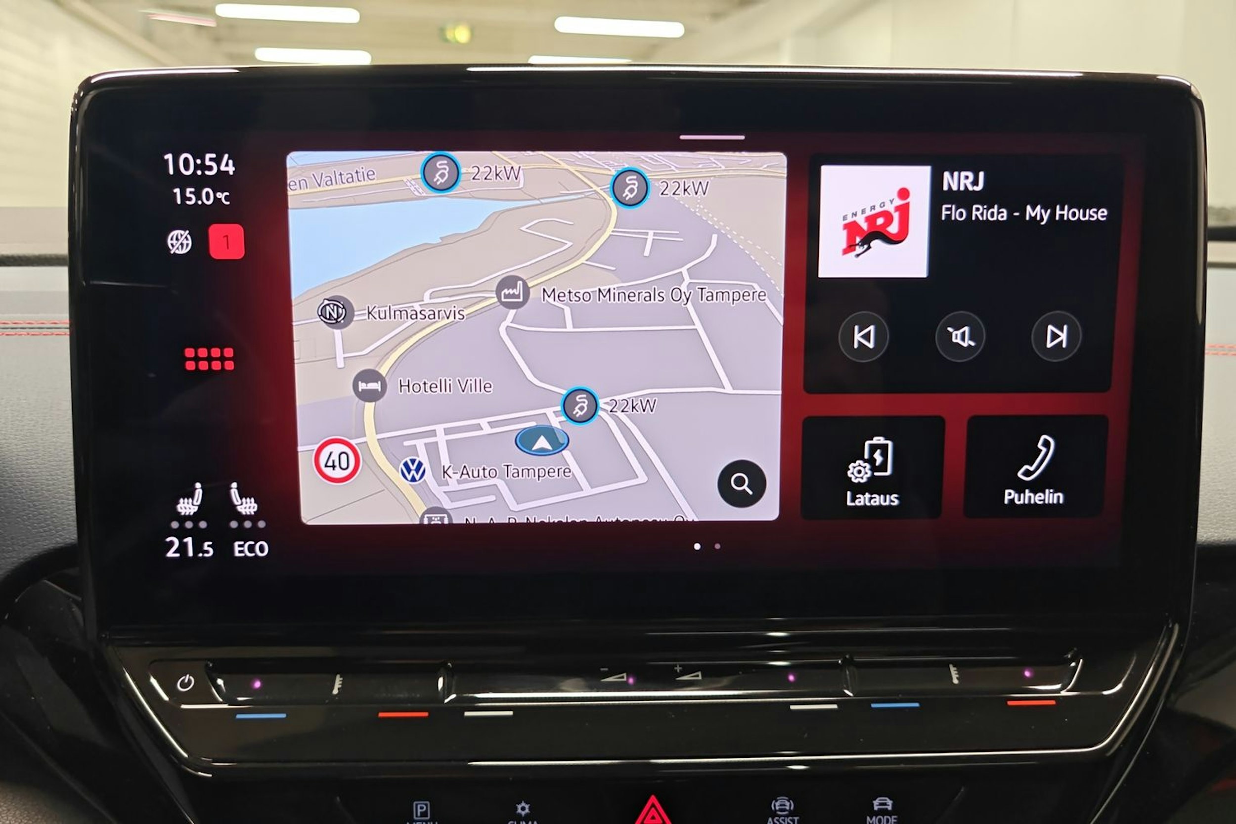 punainen Volkswagen ID.5 2022 kuva 20.