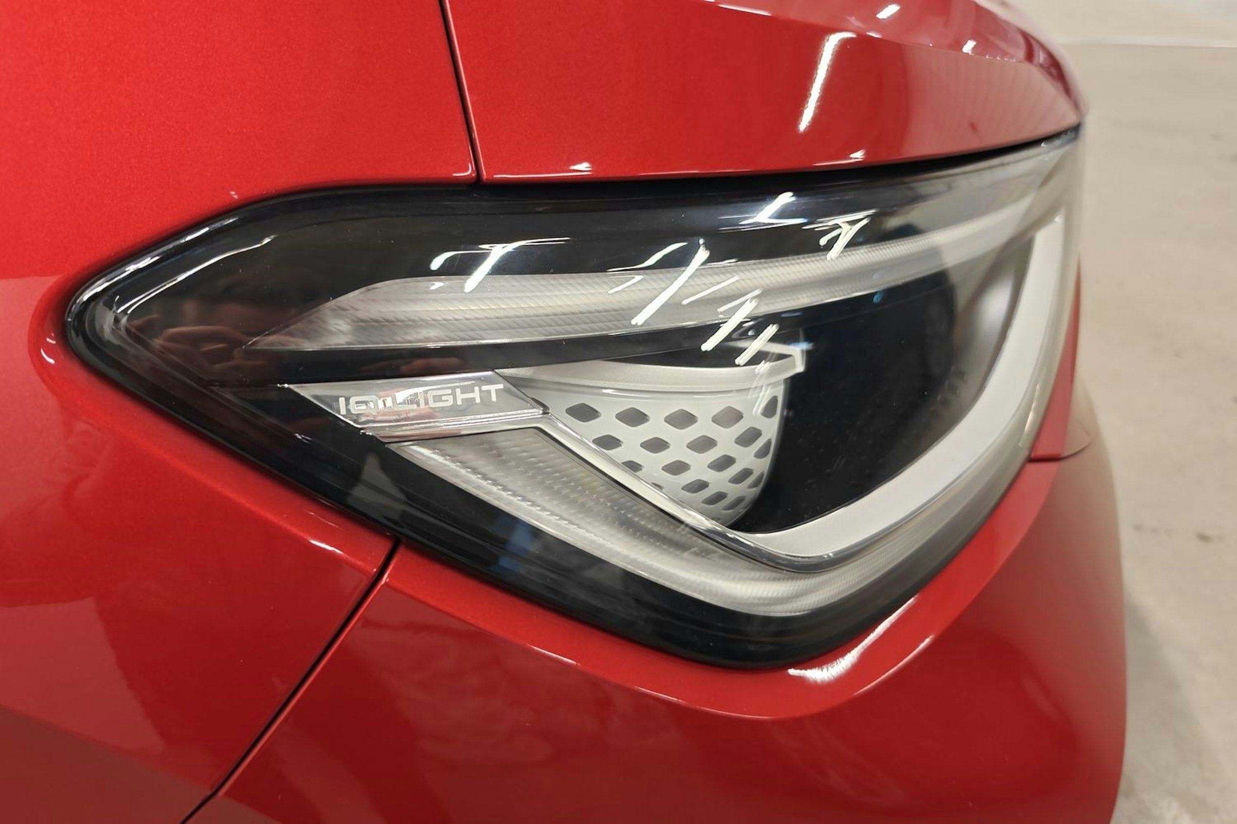 punainen Volkswagen ID.5 2022 kuva 29.