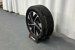 sininen Volkswagen ID.5 2022 kuva 13.