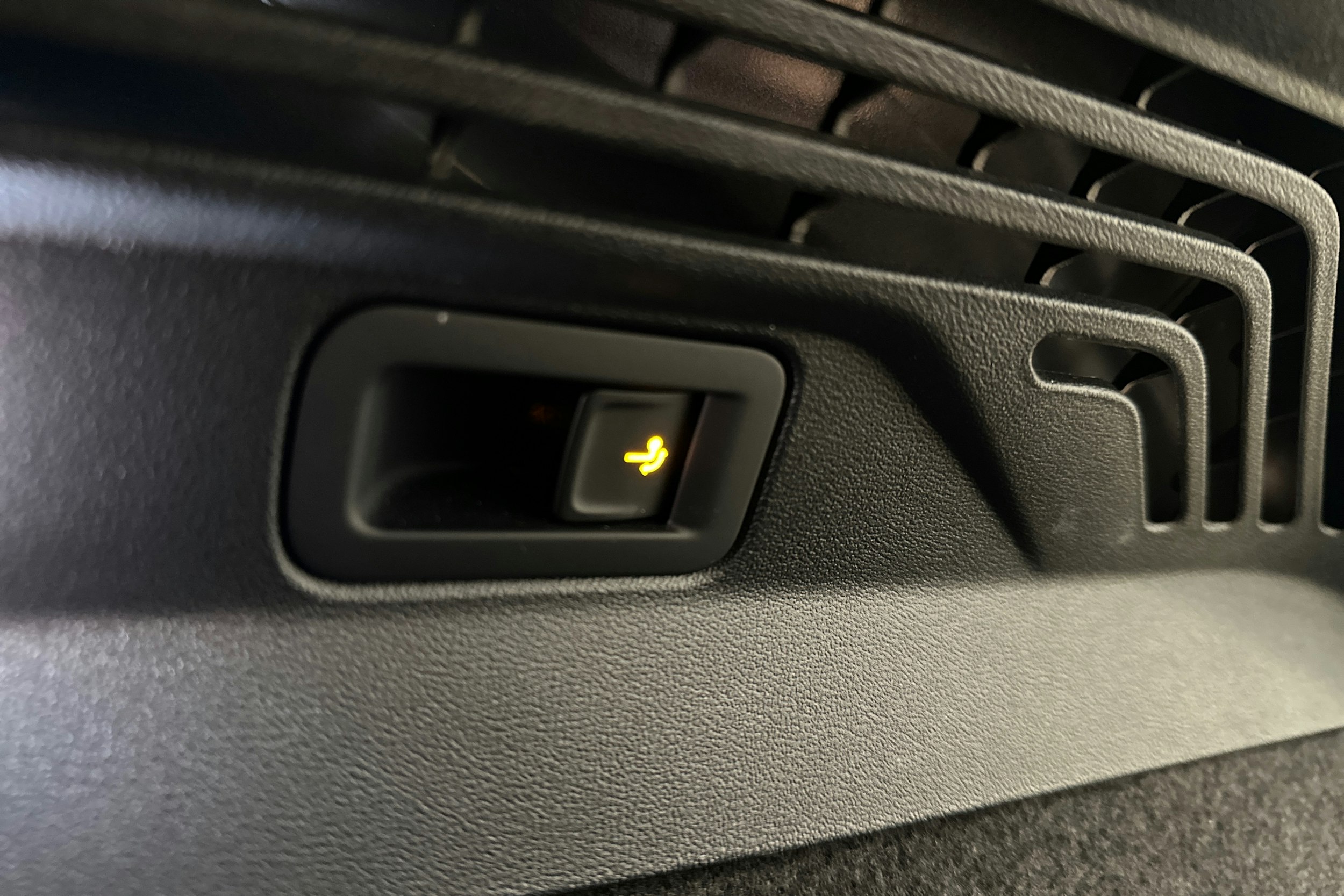 sininen Volkswagen ID.5 2022 kuva 15.