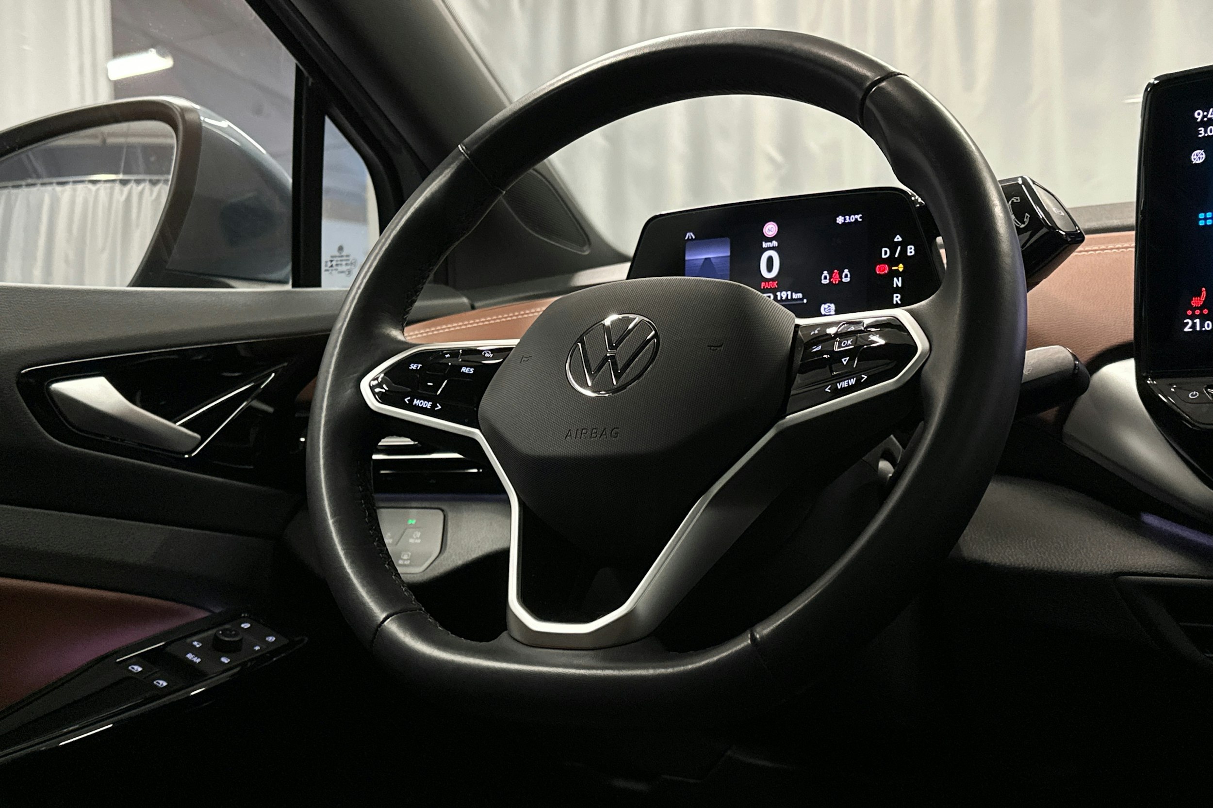 sininen Volkswagen ID.5 2022 kuva 19.