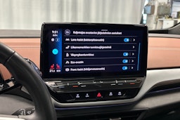 sininen Volkswagen ID.5 2022 kuva 29.