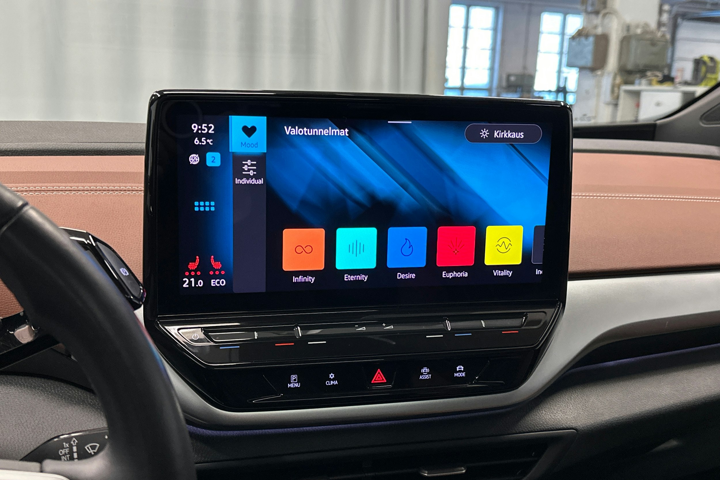 sininen Volkswagen ID.5 2022 kuva 31.