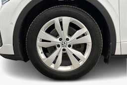 valkoinen Volkswagen ID.5 2022 kuva 11.