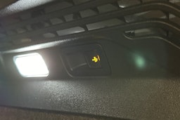 valkoinen Volkswagen ID.5 2022 kuva 15.