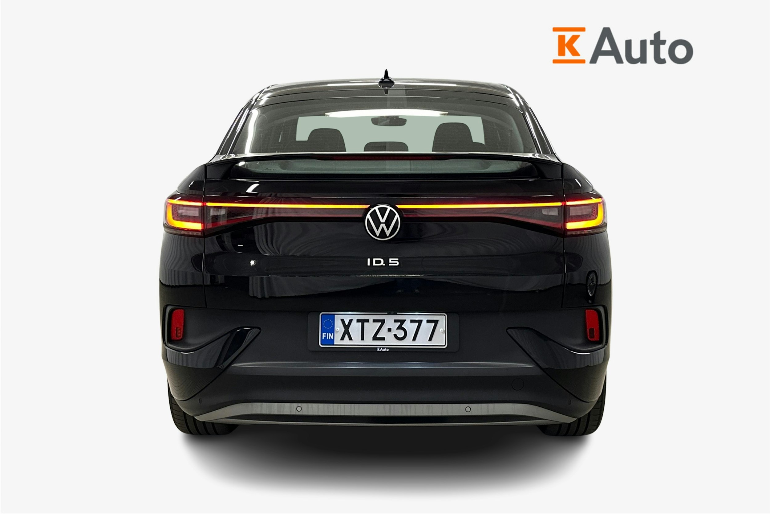 musta Volkswagen ID.5 2022 kuva 3.