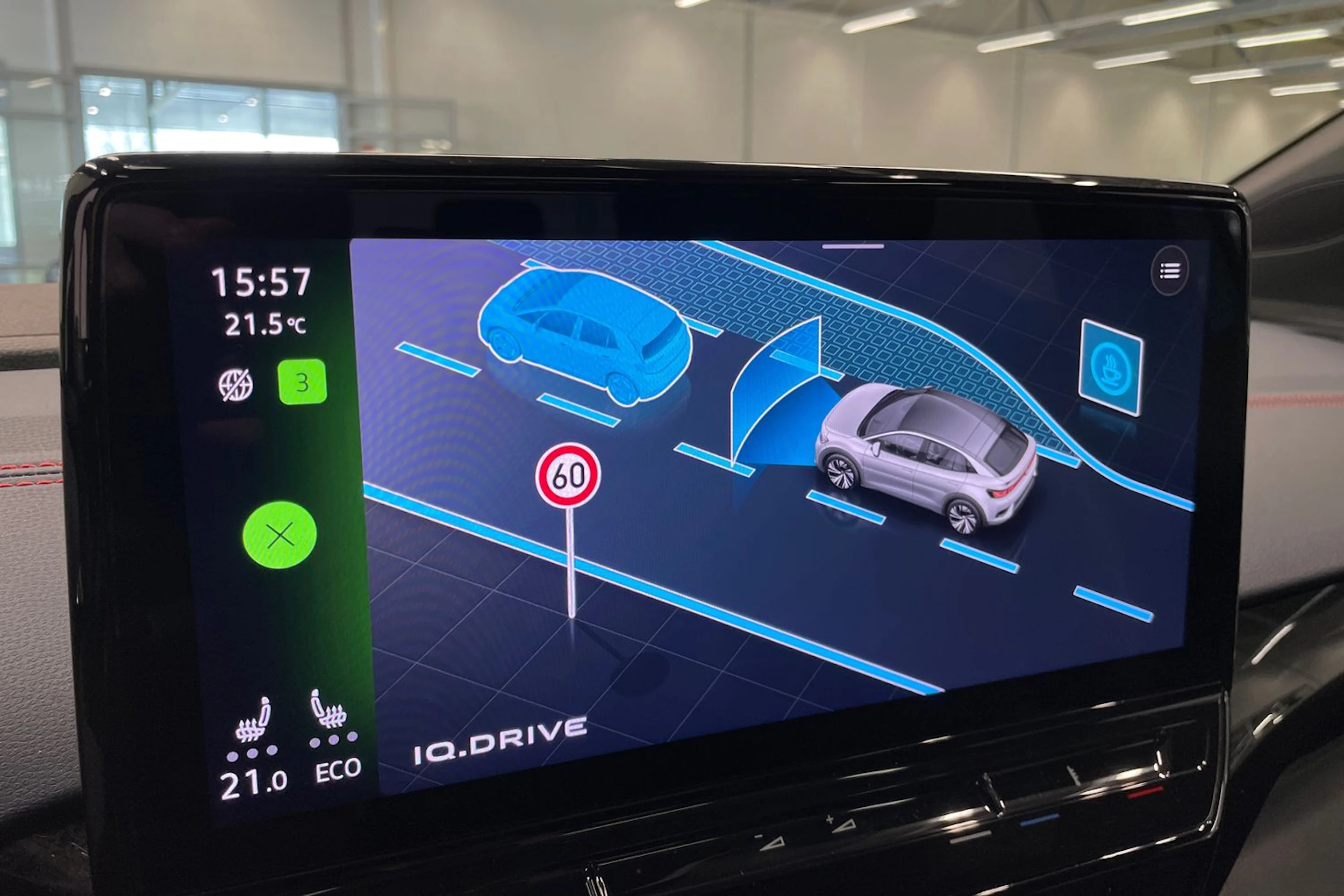 Sininen Volkswagen ID.5 2022 kuva 32.