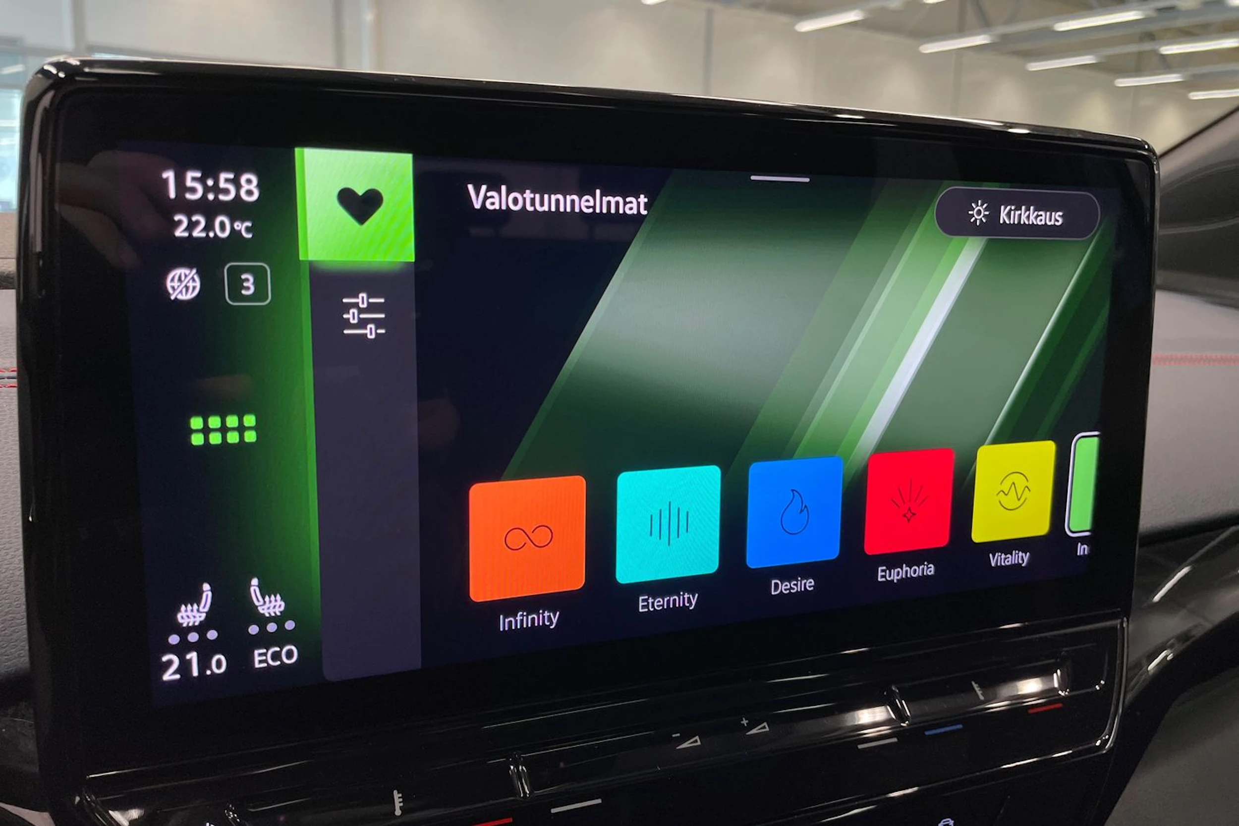 Sininen Volkswagen ID.5 2022 kuva 33.