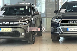 Sininen Volkswagen ID.5 2022 kuva 37.