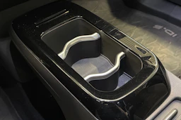 valkoinen Volkswagen ID.5 2022 kuva 33.