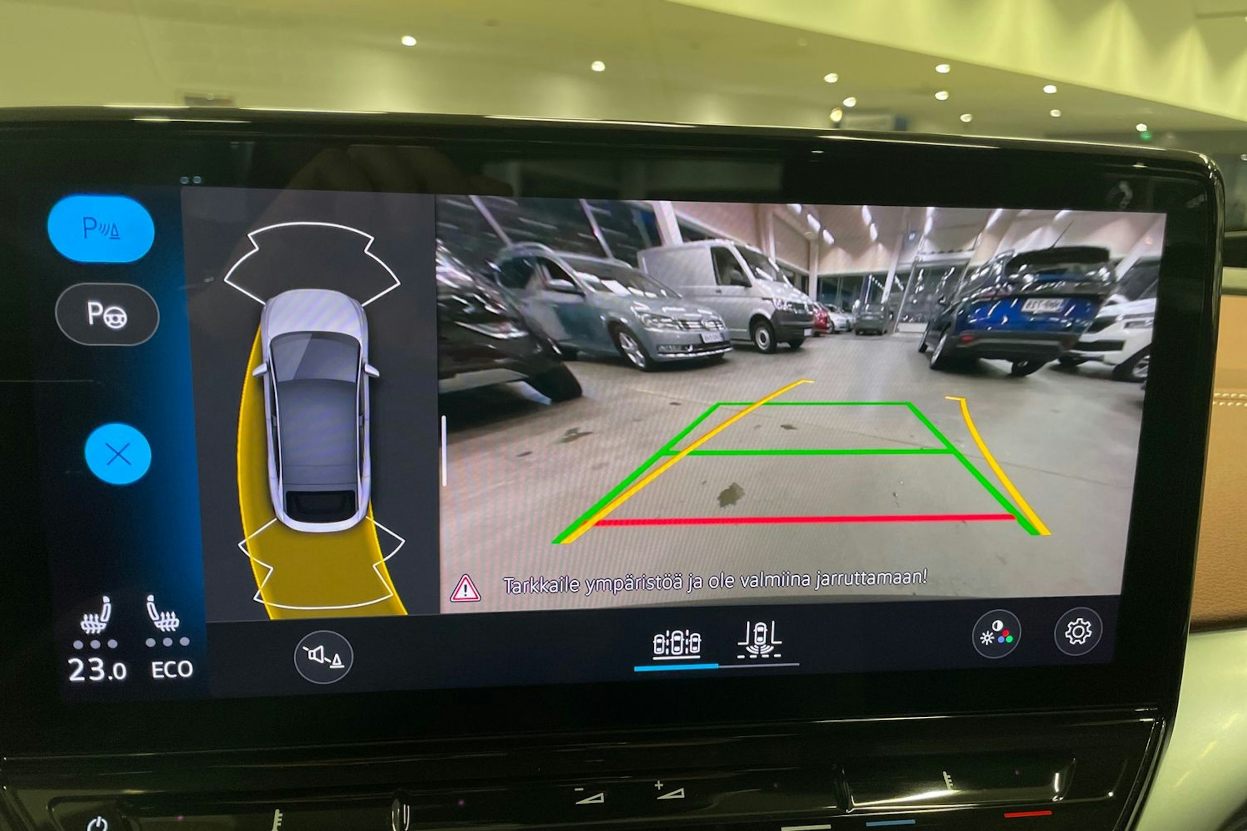 harmaa Volkswagen ID.5 2022 kuva 14.