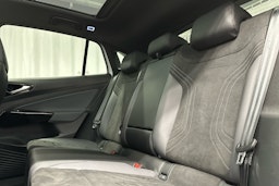 valkoinen Volkswagen ID.5 2022 kuva 8.