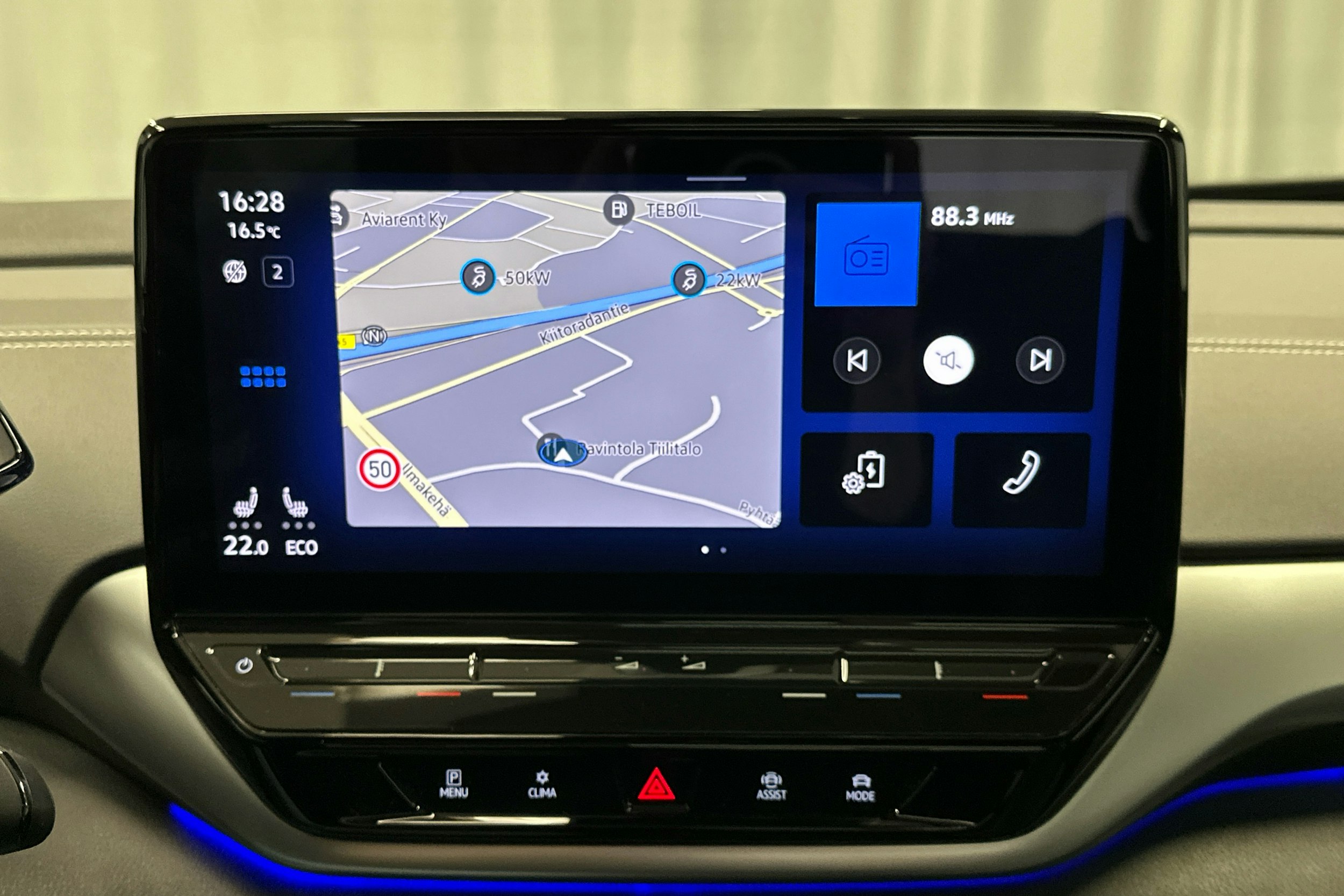 valkoinen Volkswagen ID.5 2022 kuva 20.