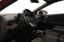 punainen Volkswagen ID.5 2022 kuva 6.
