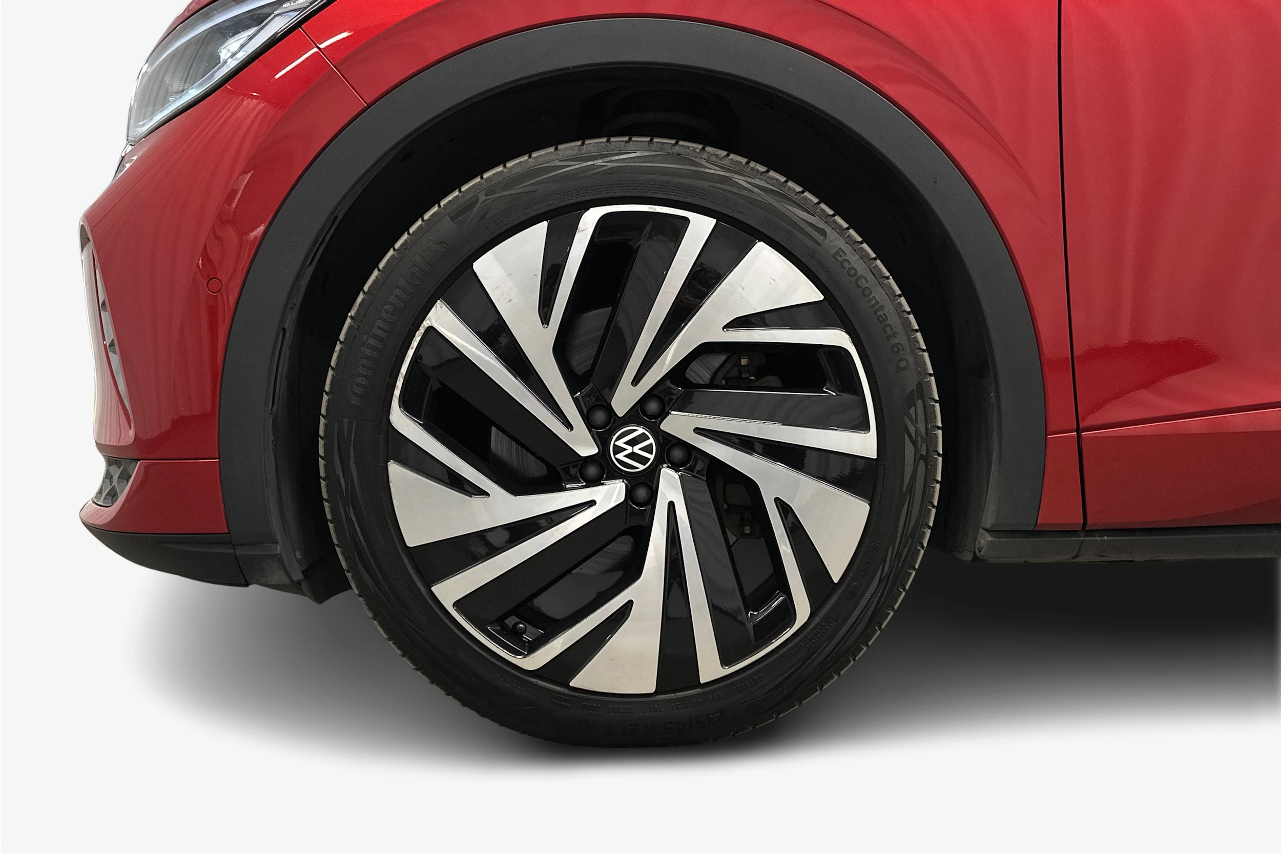 punainen Volkswagen ID.5 2022 kuva 9.