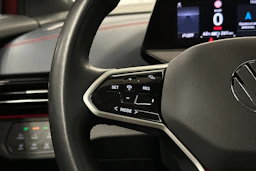 punainen Volkswagen ID.5 2022 kuva 11.