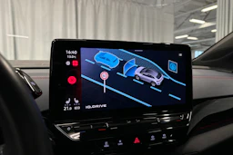 punainen Volkswagen ID.5 2022 kuva 20.