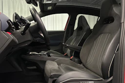 punainen Volkswagen ID.5 2022 kuva 23.