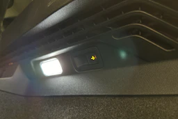 punainen Volkswagen ID.5 2022 kuva 27.