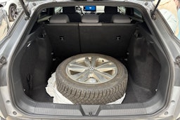 harmaa Volkswagen ID.5 2023 kuva 15.
