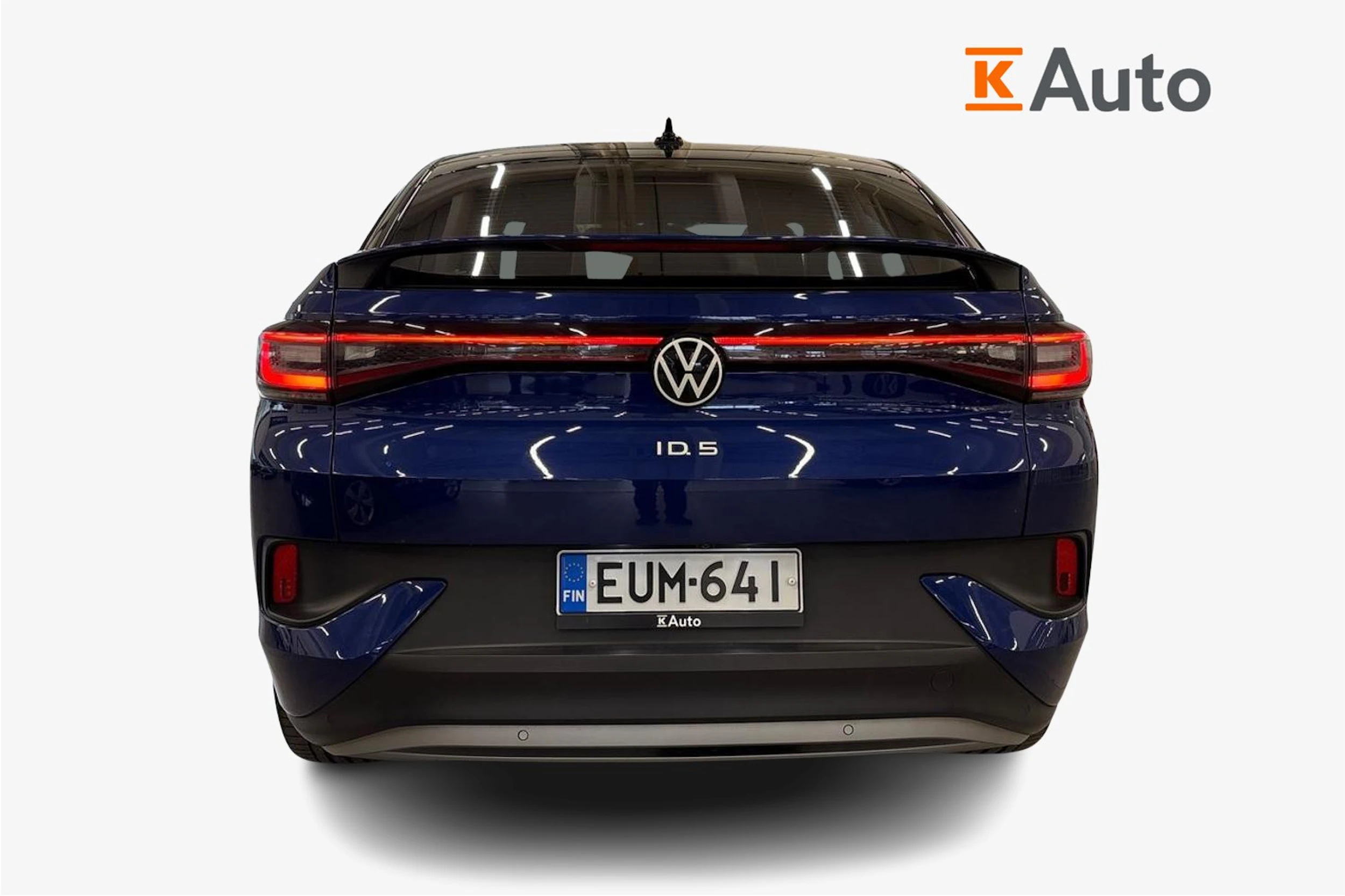 sininen Volkswagen ID.5 2023 kuva 3.
